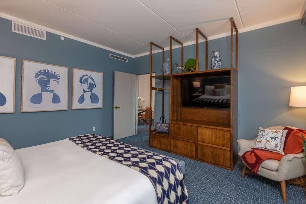 The Bradley Hotel Fort Wayne Room photo